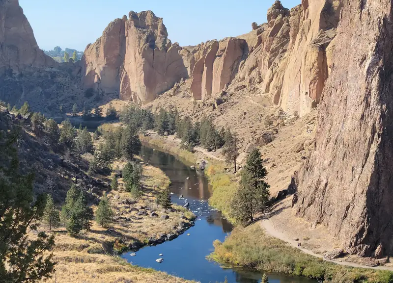 Crooked River curving below the tall rock walls of Smith Rock
